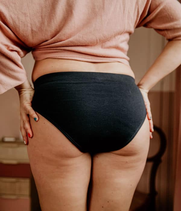 marguette-francette-taille-haute-dos